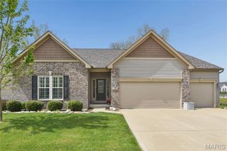 1163 Crystal Creek Parkway, Wentzville, MO 63385