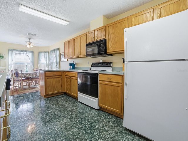 32914 CROOKED OAKS LANE, Leesburg, FL 34748