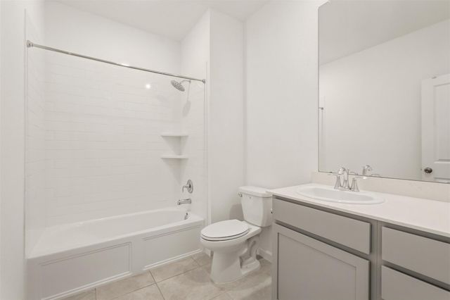 6407 Amberwood Drive, League City, TX 77573