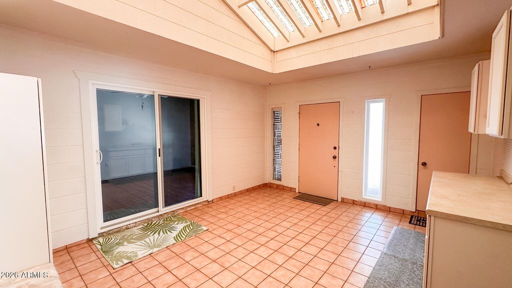 10413 W PRAIRIE HILLS Circle, Sun City, AZ 85351 — photo 4
