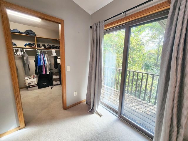 4230 N Juniper Drive, Janesville, WI 53545