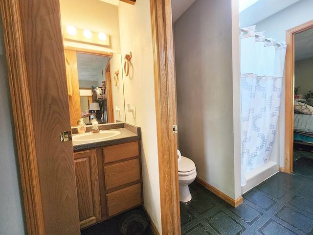 4230 N Juniper Drive, Janesville, WI 53545