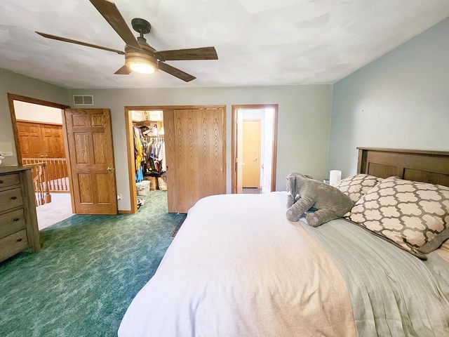 4230 N Juniper Drive, Janesville, WI 53545