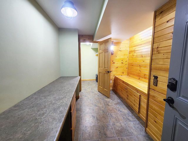 4230 N Juniper Drive, Janesville, WI 53545