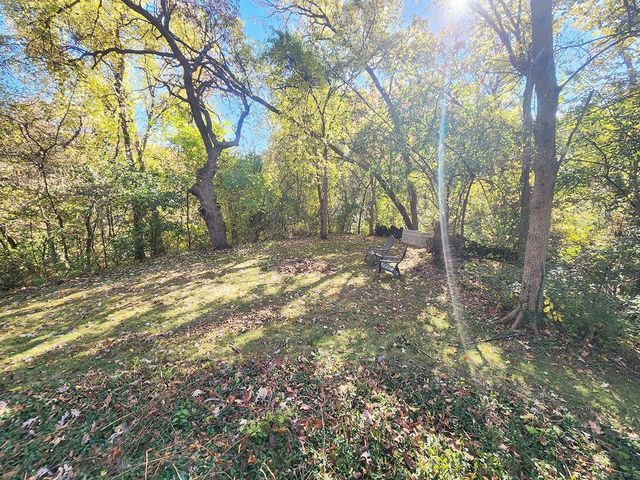 4230 N Juniper Drive, Janesville, WI 53545