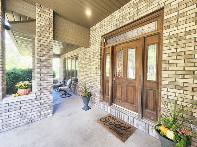 4230 N Juniper Drive, Janesville, WI 53545