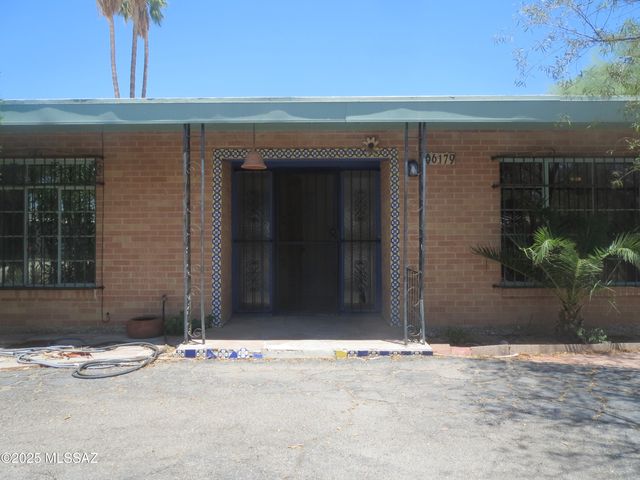 6179 E 3rd Street, Tucson, AZ 85711