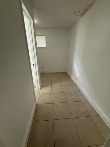 1139 NW 9TH Avenue, Fort Lauderdale, FL 33311