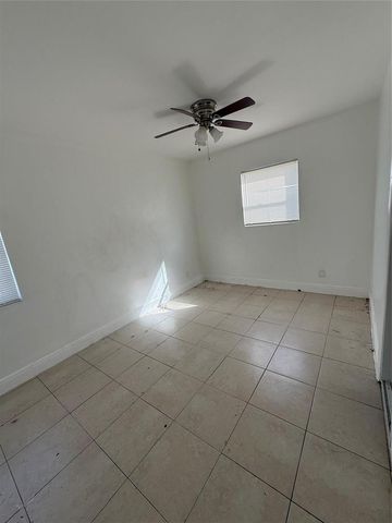 1139 NW 9TH Avenue, Fort Lauderdale, FL 33311