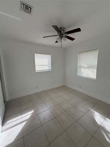 1139 NW 9TH Avenue, Fort Lauderdale, FL 33311