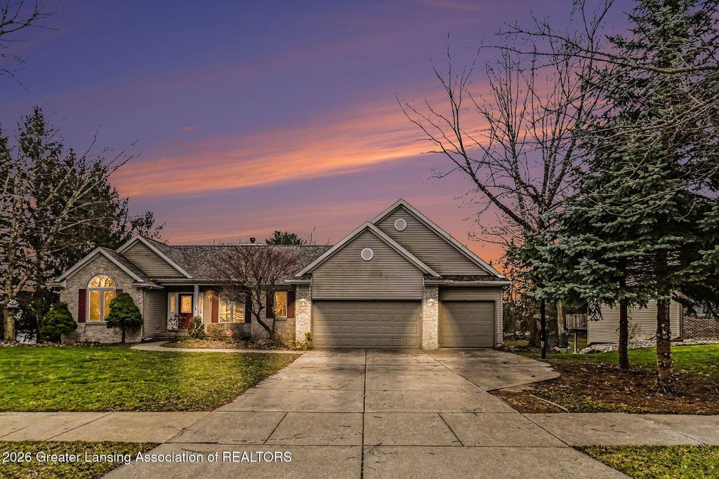 3343 Silverspring Drive, Dewitt, MI 48820