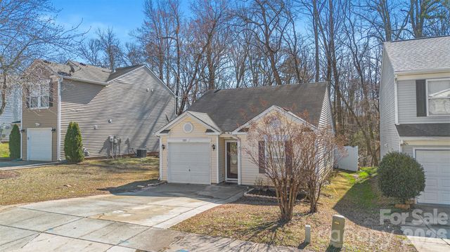 1031 Allegiance Drive, Charlotte, NC 28217