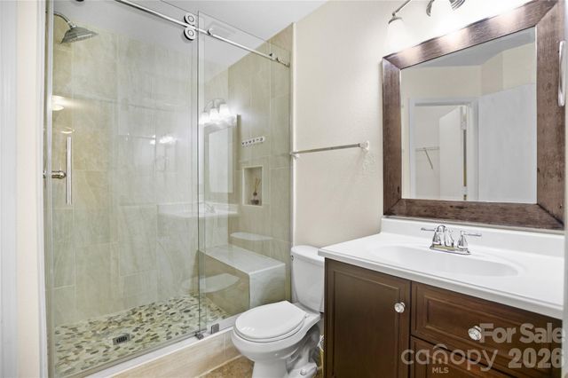 1031 Allegiance Drive, Charlotte, NC 28217