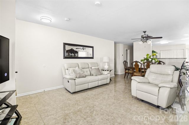 1031 Allegiance Drive, Charlotte, NC 28217