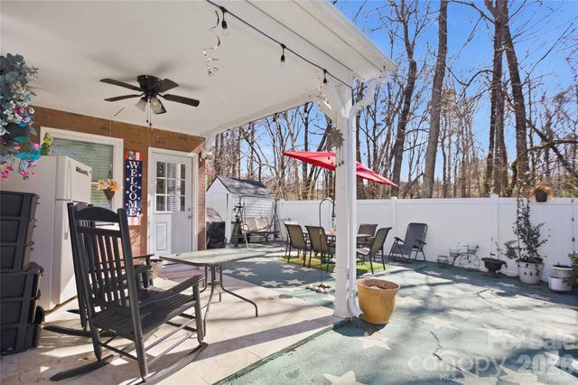 1031 Allegiance Drive, Charlotte, NC 28217