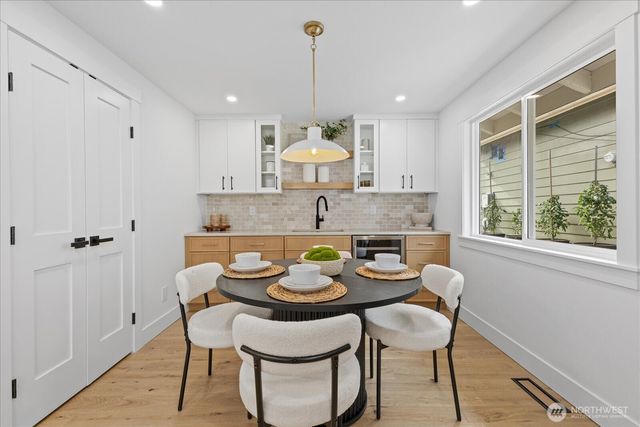 13610 116th Place NE, Kirkland, WA 98034