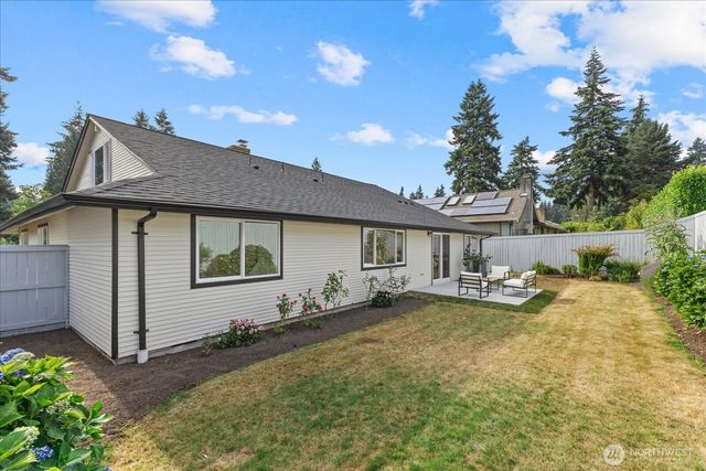 13610 116th Place NE, Kirkland, WA 98034