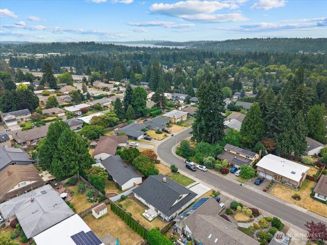 13610 116th Place NE, Kirkland, WA 98034