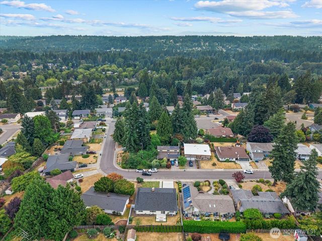 13610 116th Place NE, Kirkland, WA 98034