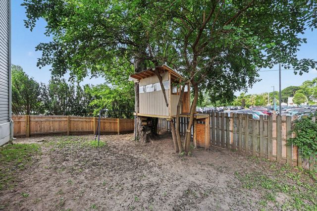 1022 Homewild Avenue, Jackson, MI 49201