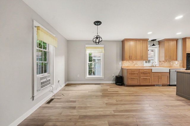1022 Homewild Avenue, Jackson, MI 49201