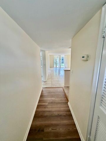 8940 S Hollybrook Boulevard 208, Pembroke Pines, FL 33025