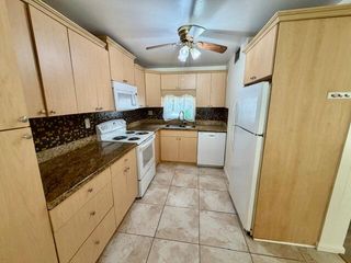 8940 S Hollybrook Boulevard 208, Pembroke Pines, FL 33025