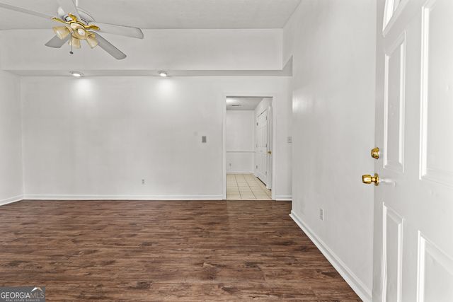 5295 Garvey Drive, Fairburn, GA 30213