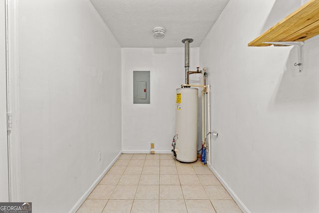 5295 Garvey Drive, Fairburn, GA 30213