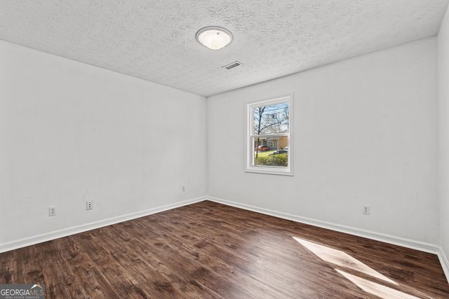 5295 Garvey Drive, Fairburn, GA 30213