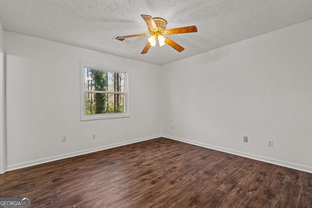 5295 Garvey Drive, Fairburn, GA 30213