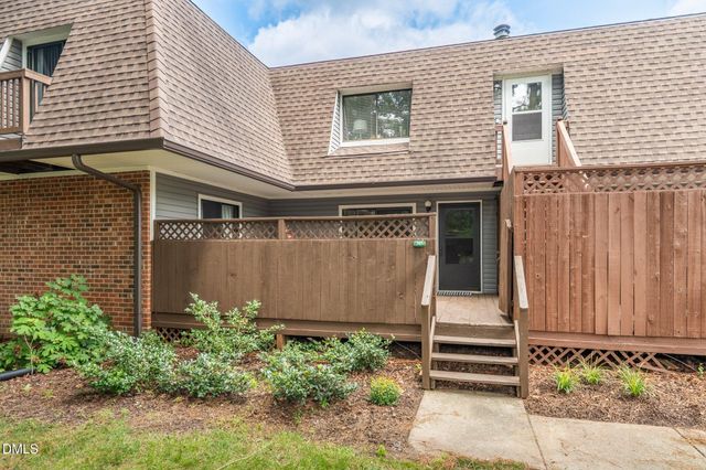 297 Summerwalk Circle, Chapel Hill, NC 27517