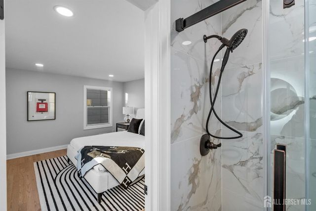 64 S Cliff Road, Colonia, NJ 07067