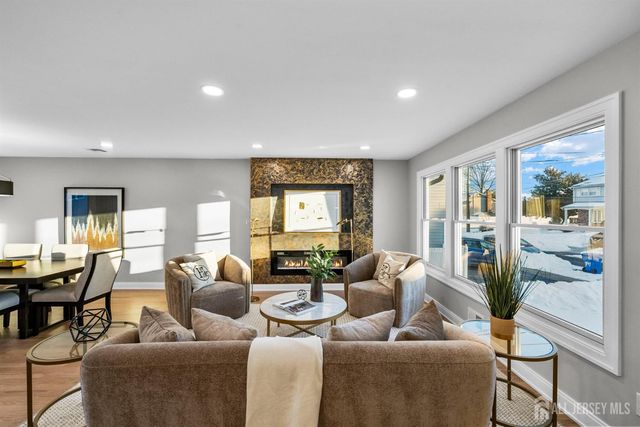 64 S Cliff Road, Colonia, NJ 07067