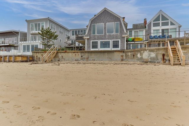 633 Commercial Street Unit 2, Provincetown, MA 02657
