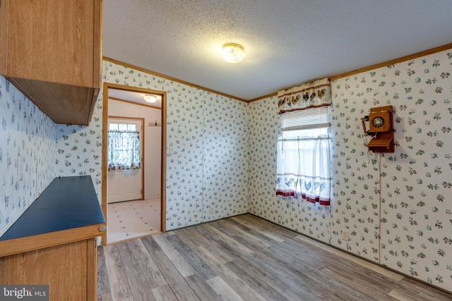 4 HEARTH DR, East Earl, PA 17519