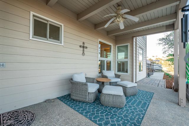 22113 Oak Glen Lane, Friant, CA 93626