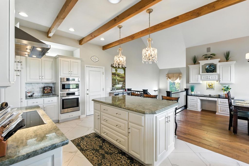 Image 20 of property listing at 22113 Oak Glen Lane, Friant, CA 93626