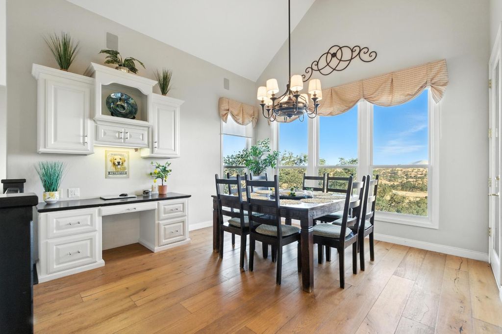 Image 21 of property listing at 22113 Oak Glen Lane, Friant, CA 93626