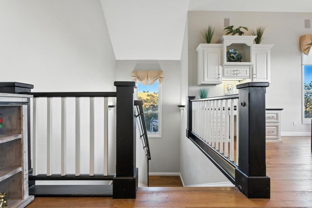 Image 23 of property listing at 22113 Oak Glen Lane, Friant, CA 93626