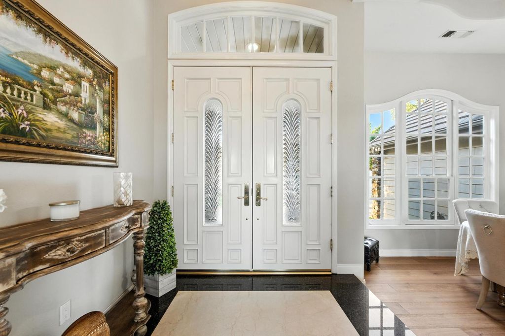 Image 4 of property listing at 22113 Oak Glen Lane, Friant, CA 93626