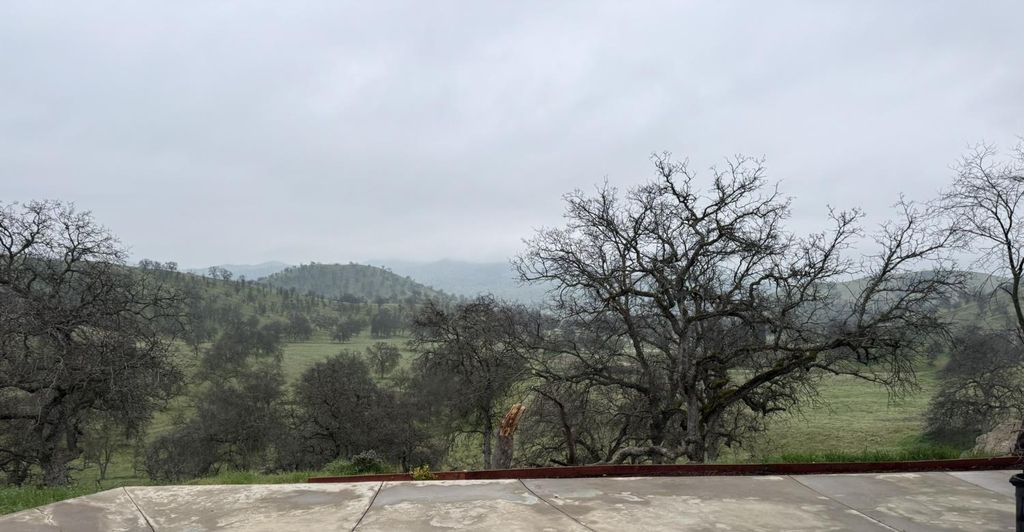 Image 44 of property listing at 22113 Oak Glen Lane, Friant, CA 93626