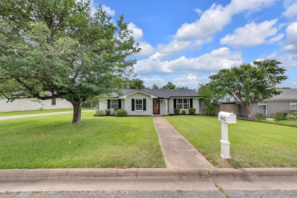 842 Starlight Drive, Sherman, TX 75090