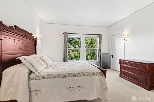 1 East Road, Tacoma, WA 98406