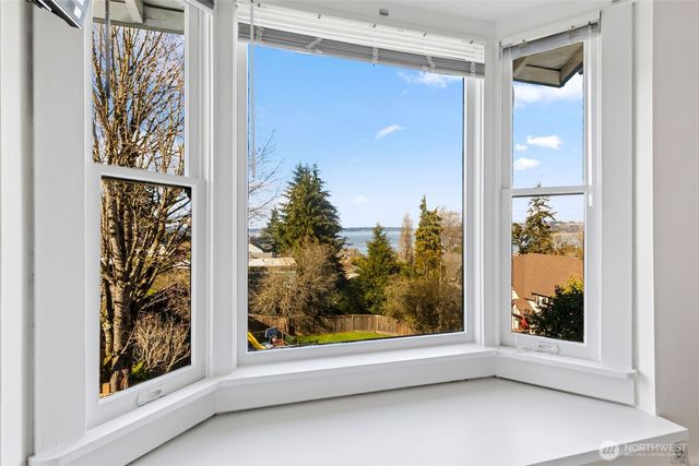 1 East Road, Tacoma, WA 98406