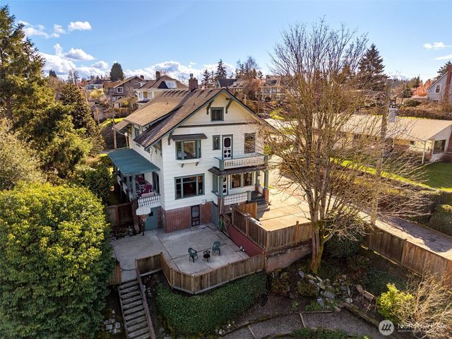 1 East Road, Tacoma, WA 98406