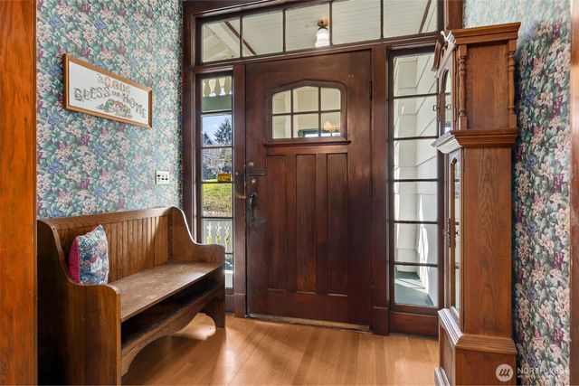 1 East Road, Tacoma, WA 98406