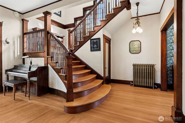 1 East Road, Tacoma, WA 98406