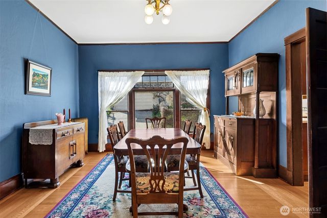 1 East Road, Tacoma, WA 98406