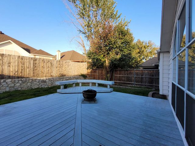 4609 Parkview Lane, Fort Worth, TX 76137